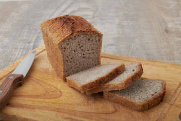 gluten free green buckwheat bread and arugula