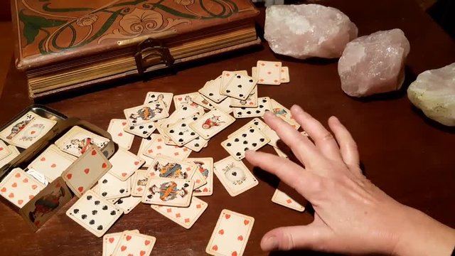  kartenlegen weissagen vorhersagen patience karten 