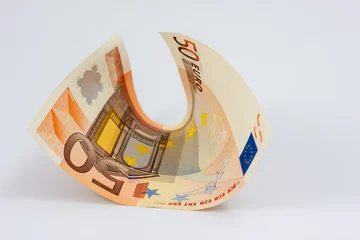 Foto op Plexiglas Curled fifty euro banknote on white background © Vladis