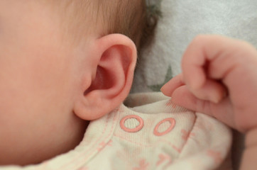 Baby Ohr und Hand Nahaufnahme