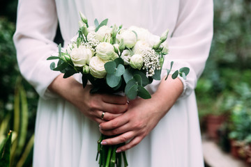 Obraz na płótnie Canvas white wedding bridal bouquet, wedding day