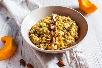 Risotto with pumpkin with sliced almonds