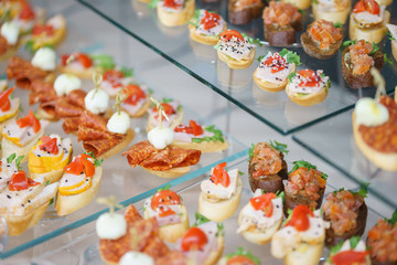 Catering and guest meals during the event. Quick mini snacks in a special beautiful dish.