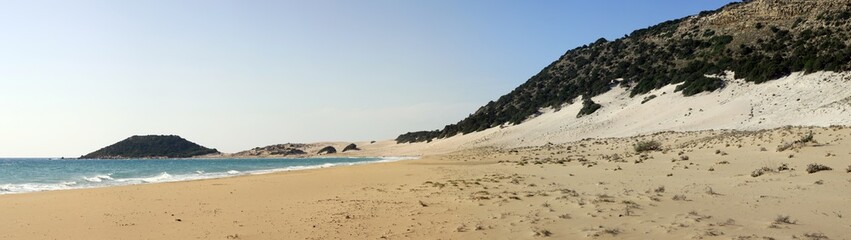 Fototapeta na wymiar Altinkum Strand oder Golden Beach, schönster Strand Nordzyperns