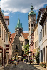 naumburg, deutschland - altstadtgasse zum naumburger dom