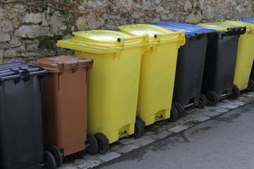 Gelbe M&uuml;lltonnen