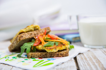 School lunch. Sandwich with vegetables and meat