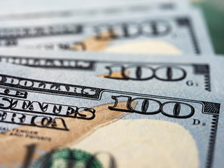 100 dollar bills