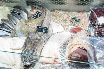 Auslage auf dem Fischmarkt in Bergen, Norwegen
