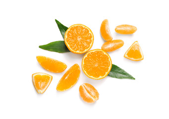 Composition with fresh ripe tangerines and leaves on white background, flat lay. Citrus fruit