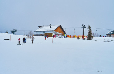 Skiers on Feuerkogel mountain plateau, Salzkammergut, Austria