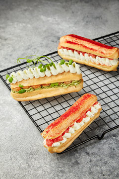 Assembly of Ecklers with Cheese, Curd Cheese, Avocado and Shrimp
