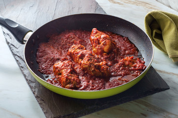 Cooking Pot Bolognese Braciola