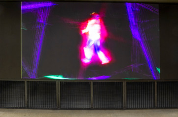 vidéo projection dans gare leman express geneve