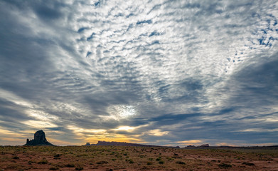  Monument valley sandstone buttes