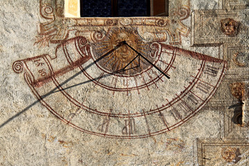 una meridiana di Castel Velturno (Alto Adige)