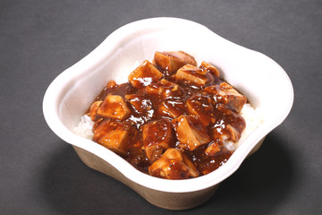 麻婆豆腐丼