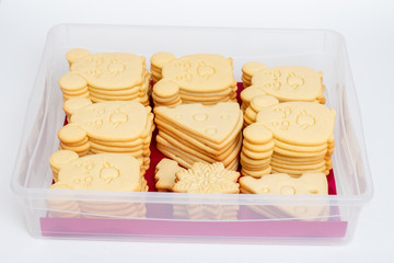 Baking in a transparent box and packaging