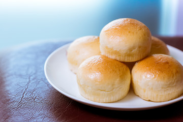 Bread and pandan custard - Stock image
