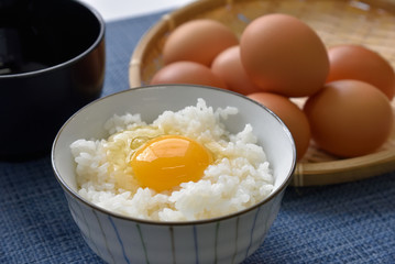 卵かけごはん　 Egg over rice