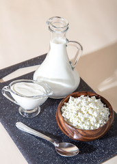 Food is a source of calcium, magnesium, protein, fats, carbohydrates, balanced diet. Dairy products for breakfast: cottage cheese, sour cream, milk, contain casein, albumin, globulin, free lactose