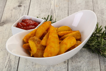 Fried potato slices