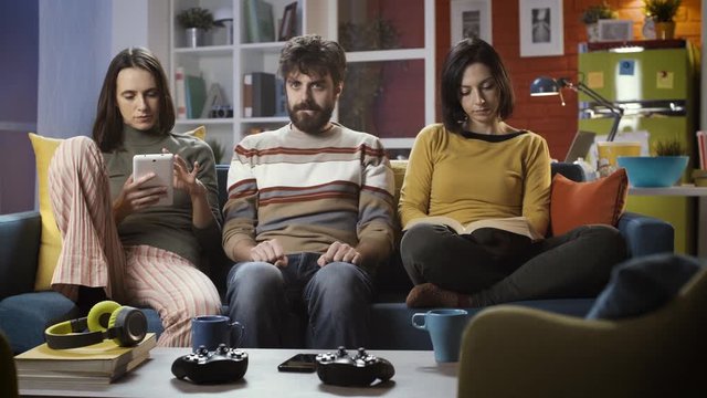 Man flirting with his female friends