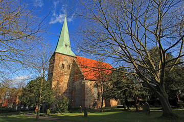 Ganderkesee: Kirche St. Cyprian und Cornelius (ab 12. Jh., Niedersachsen)