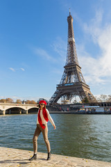 Fototapeta premium Young woman in Paris