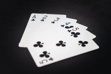 トランプ　クローバーの5