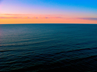 Obraz premium Sunset by the sea