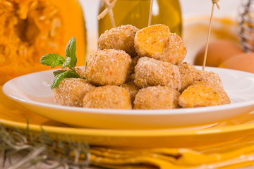 Pumpkin chicken meatballs.