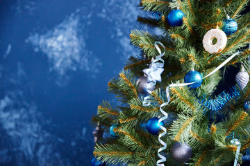 christmas tree with ornaments and lights