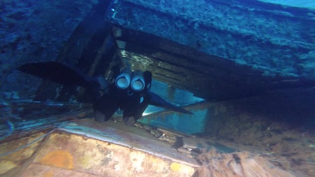 Wreck Diving