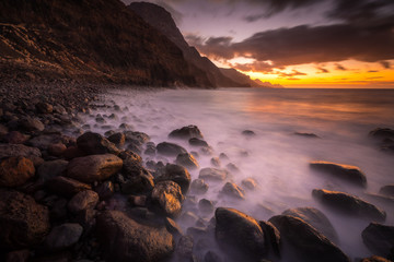Fototapeta na wymiar Gran Canaria coastline with great cliffs and views to Atlantic Ocean.
