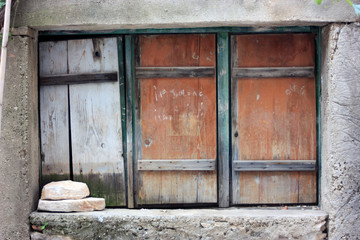Altes Fenster Fensterladen aus Holz