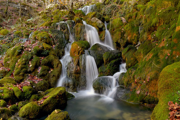 La Tobería - Agua,. Ríos, Cascadas, - Andoin (Álava).