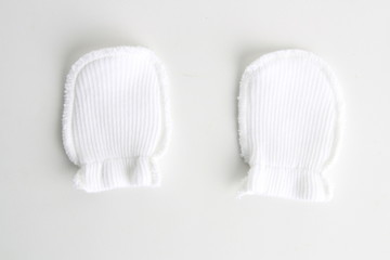 white wool mittens for baby