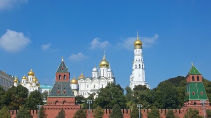 Fototapeta na wymiar Churches within the walls of the Moscow Kremlin in Moscow, Russia