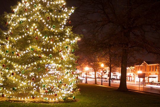Tall Christmas Tree, Worthington, Ohio