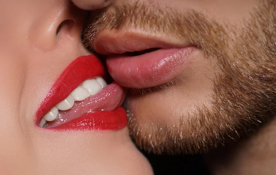  Man 「KISS IN MY LIPS」 KISS IN • A Rare, Reconstructed Version of the 1988 CLASSIC