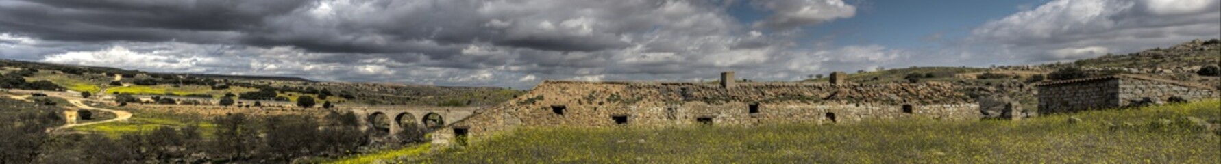 Fototapeta na wymiar Landscape of the Montes de Toledo.