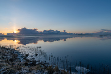 Fototapeta na wymiar Orkney frost Loch