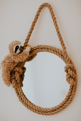 Miroir en peluche © lorabarra