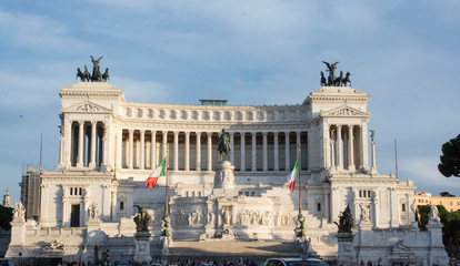 Roma, colosseo, campo dei fiori, piazza navona ,altare della patria 
