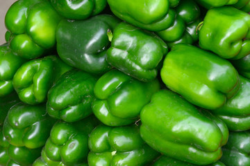 Fototapeta na wymiar Green bell peppers background