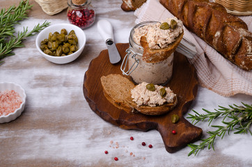Fish pate with capers