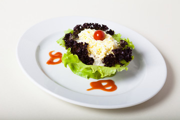 Salad with cheese