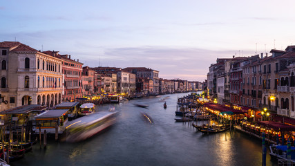 Fototapeta na wymiar Long exposure of the Grand Canal in Venice