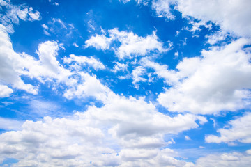 Obraz premium Clear blue sky with cloudy as a background wallpaper, pastel sky wallpaper